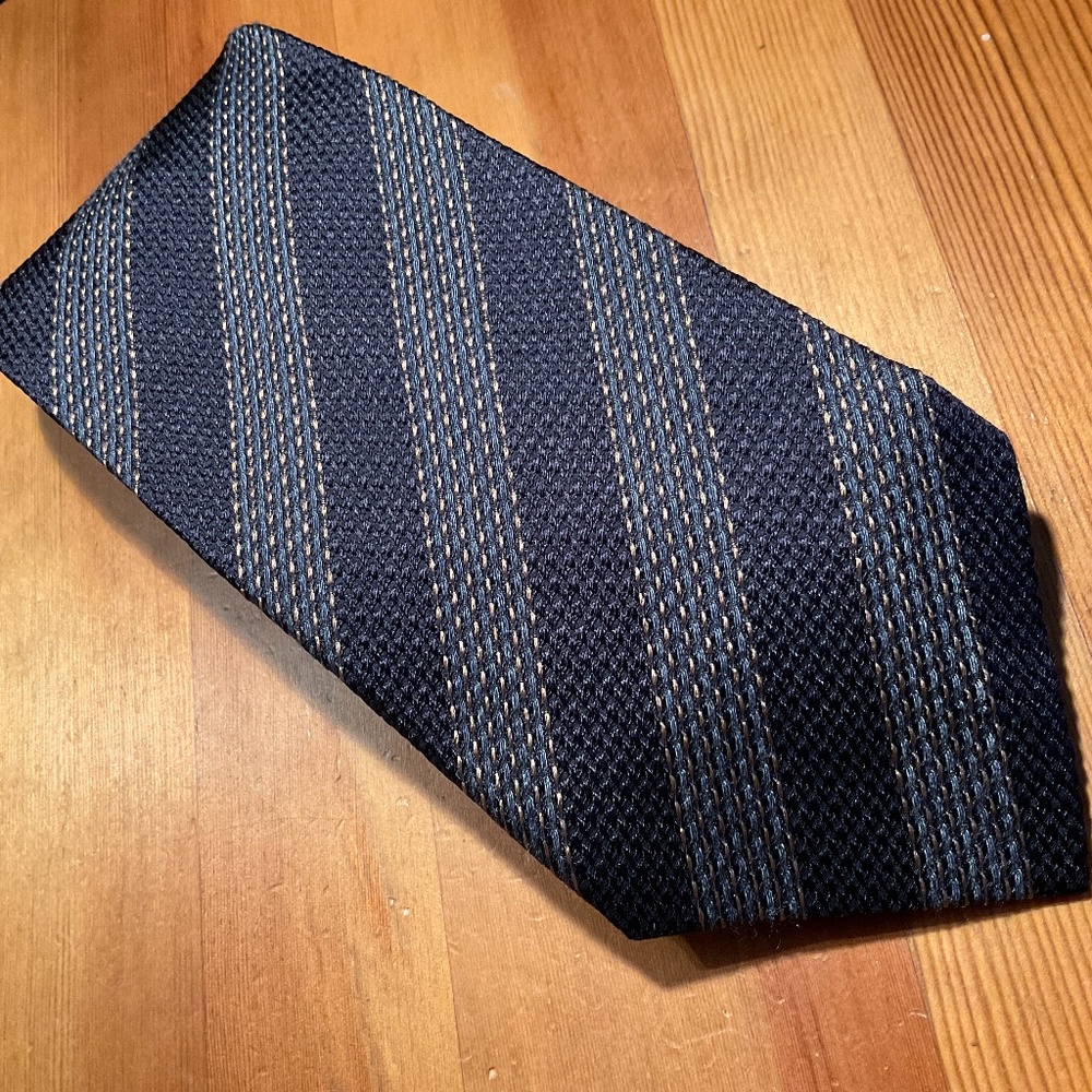 Joseph Abboud Tie  NWT